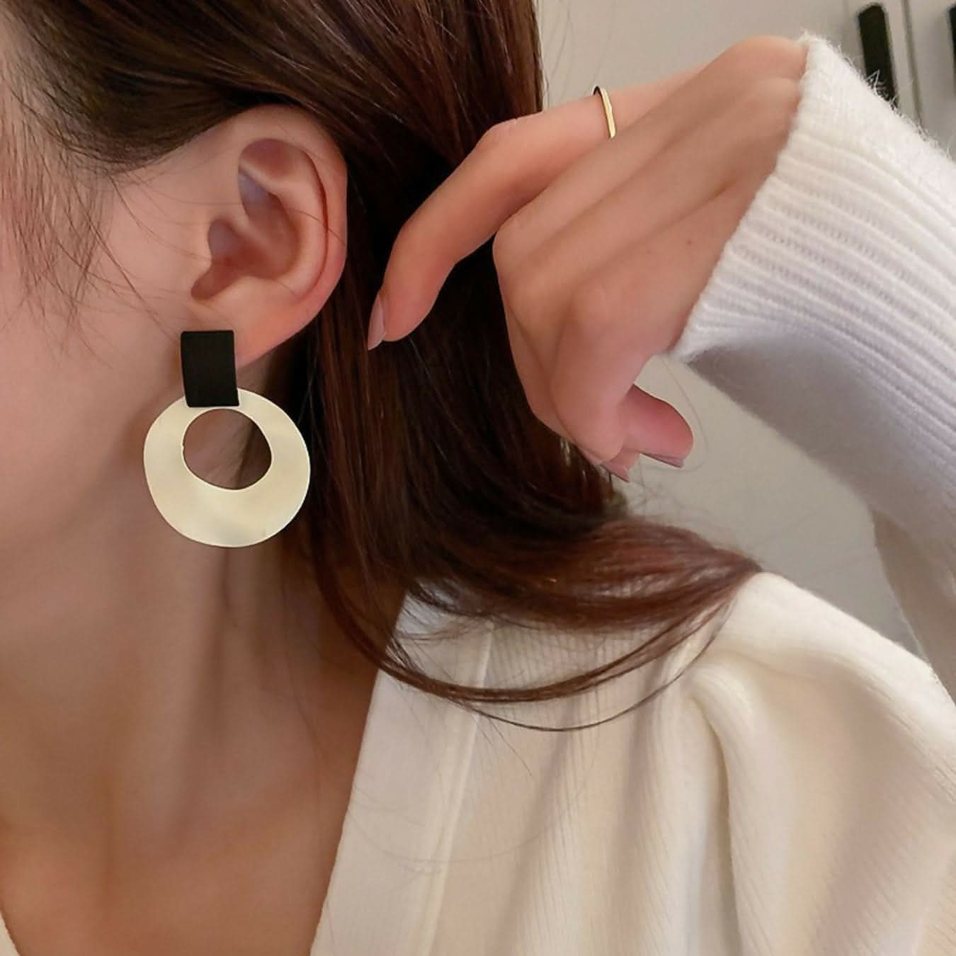 Modern Minimalist Earrings Set of 2 Trendy Artistic Jewelry for Women pinapes