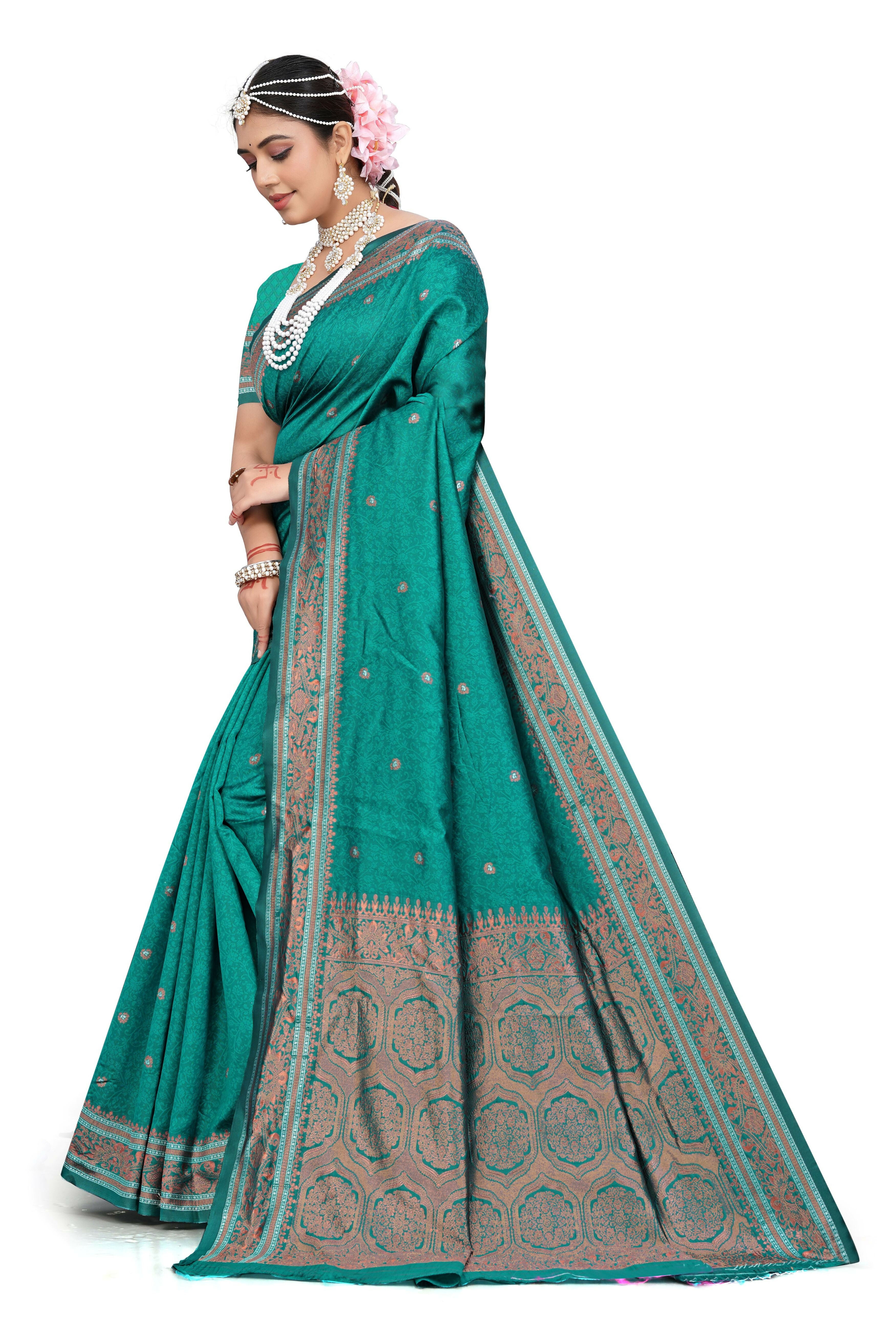 AXONIT Emerald Elegance Premium Jacquard Silk Saree with Antique Gold Zari Work