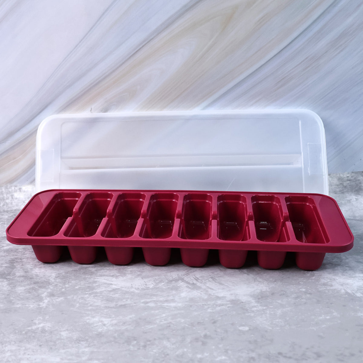 Supermom Frizzy Ice Tray With 2-in-1 Compartment & Leak-Proof Plastic Ice Cubes And Storage Box (1 Pc)