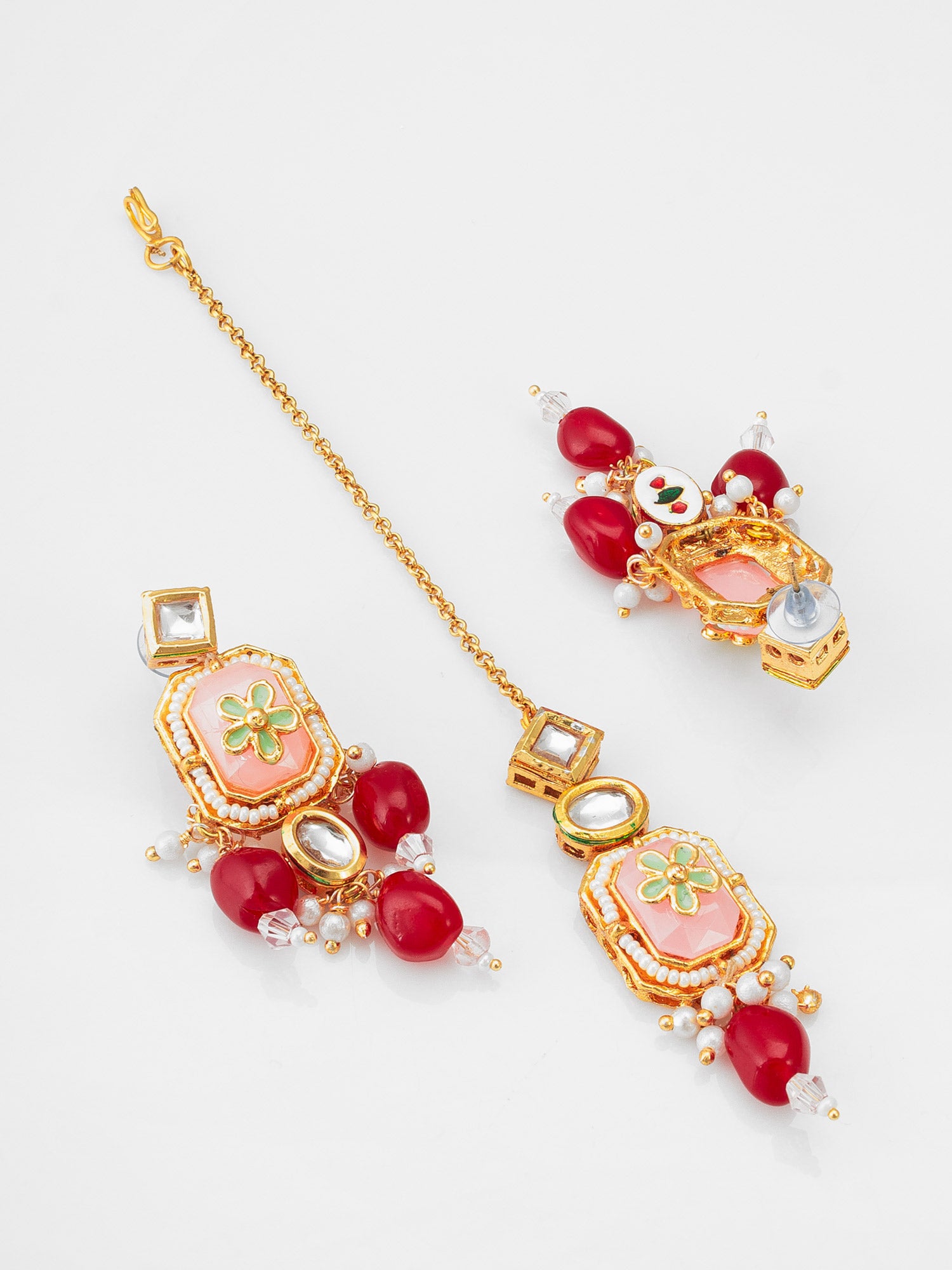Peach Meenakari Kundan Choker Necklace Set with Flower Motif, Beads and Maang Tikka – View 3 | Aadita Jewelry