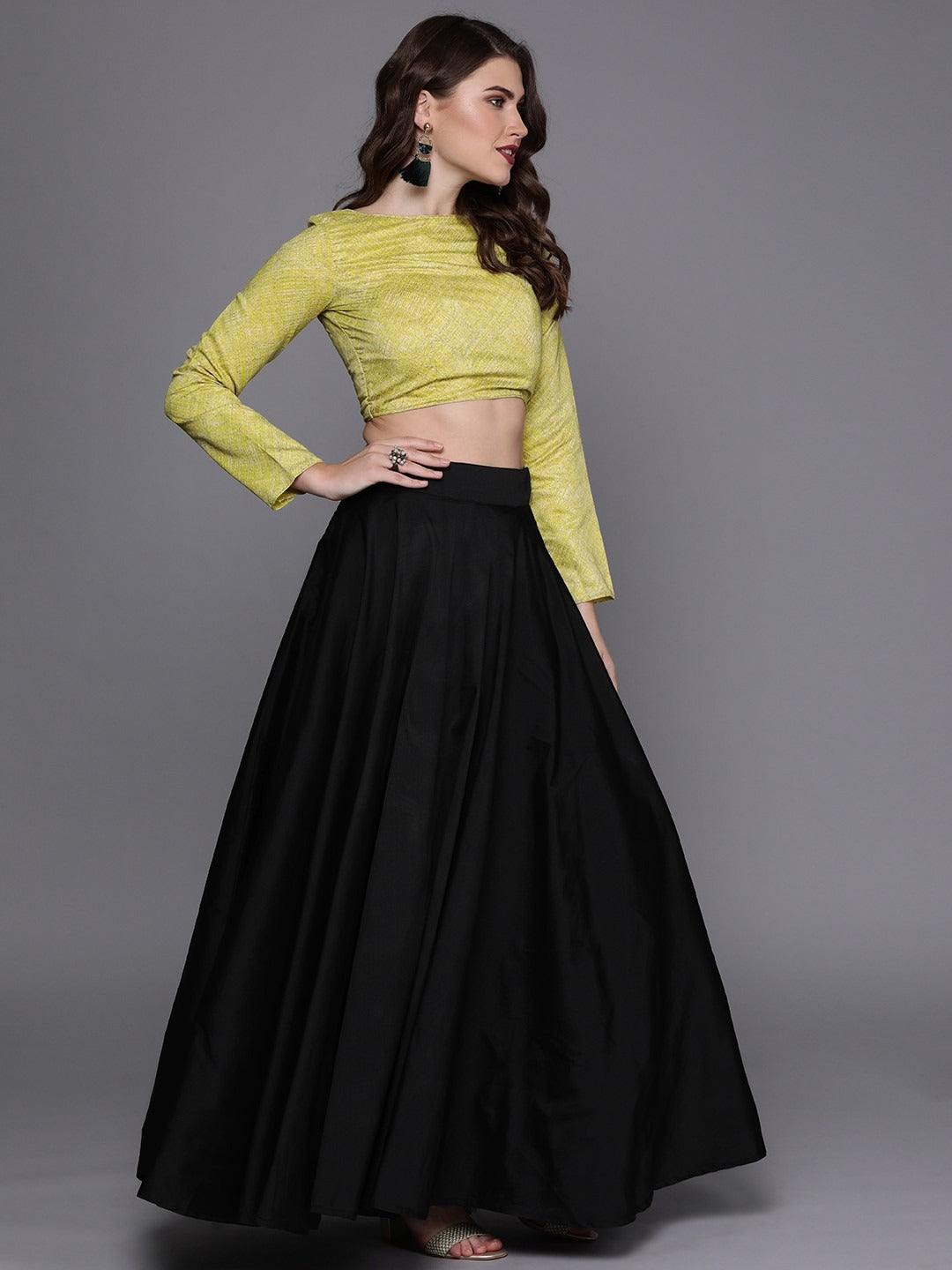 Bollywood Vogue Ready To Wear Ethnovog Green N Black Lehenga - Look Shot