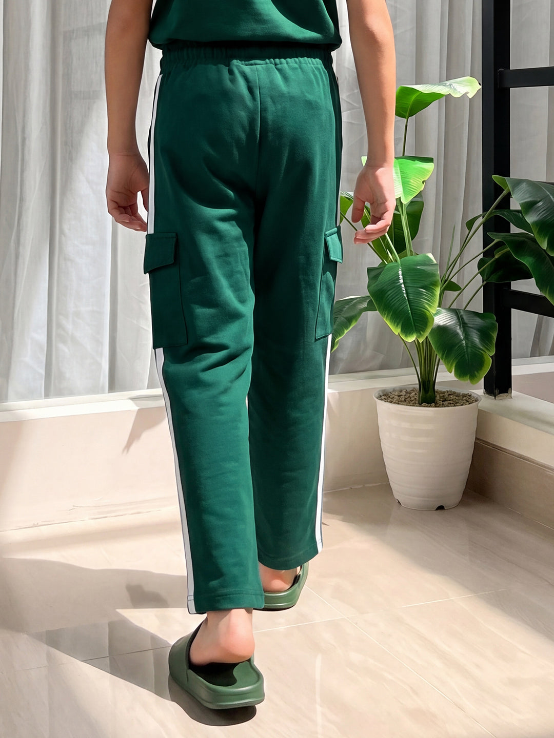 Lil Tomatoes Boys Cotton Looper Cargo Trackpant - Bottle Green