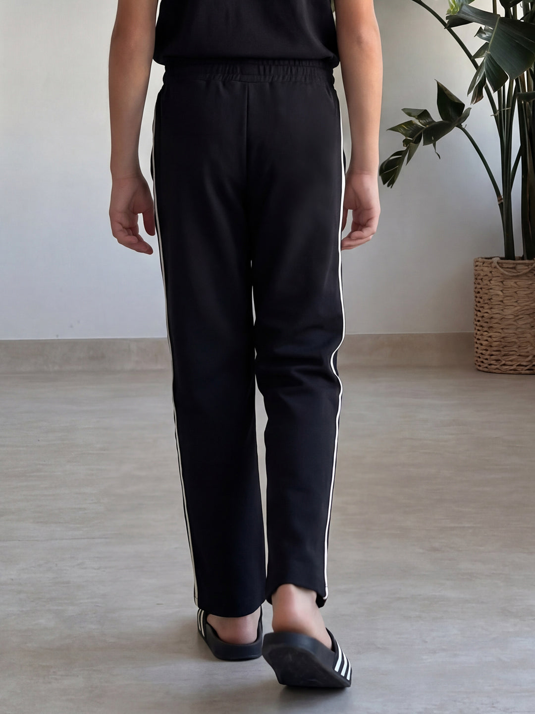 Lil Tomatoes Boys Cotton Looper Trackpant - Black