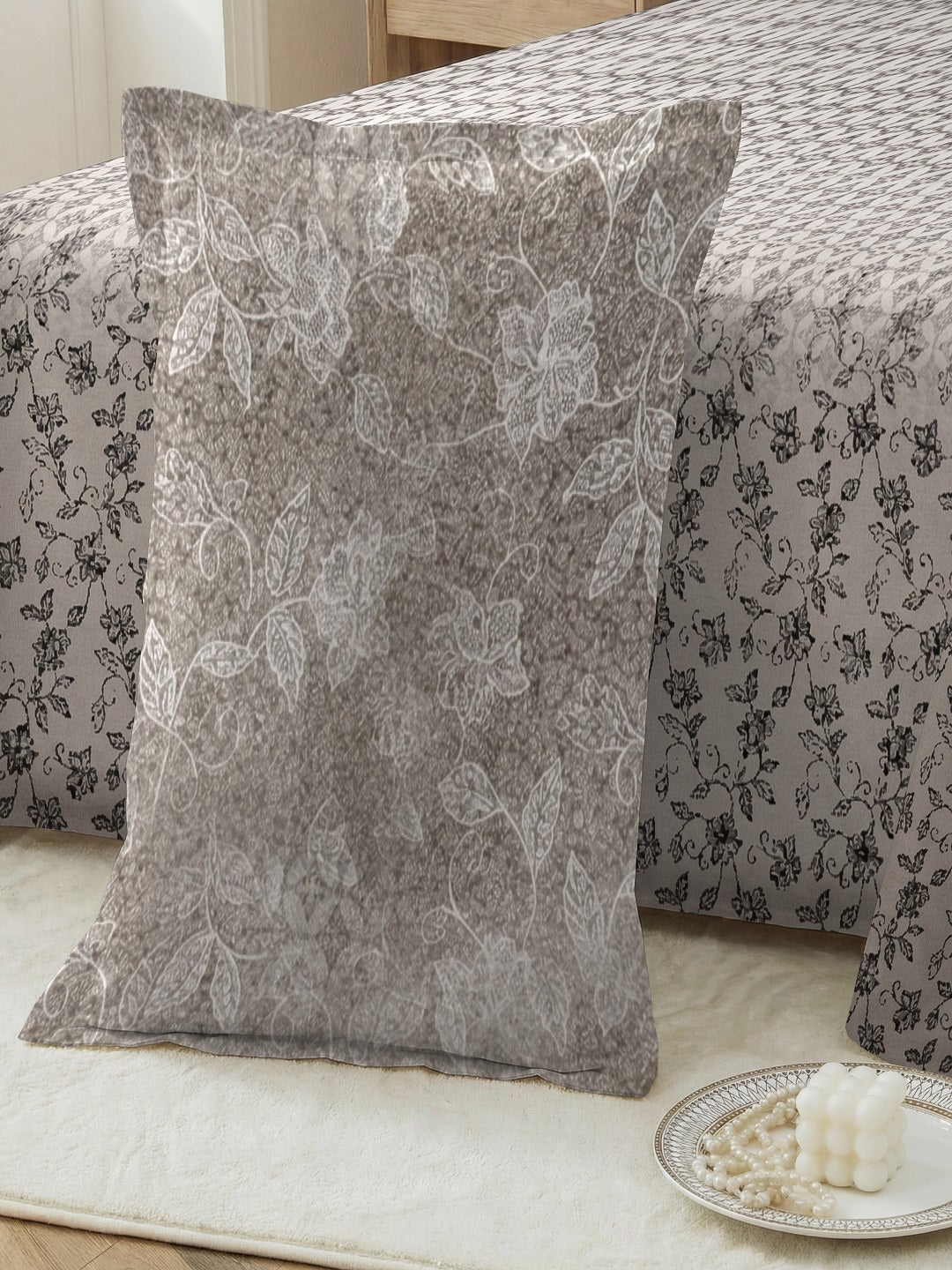 Vera 100% Pure Cotton Satin King Bedsheet With 2 Contrast Pillow Covers
