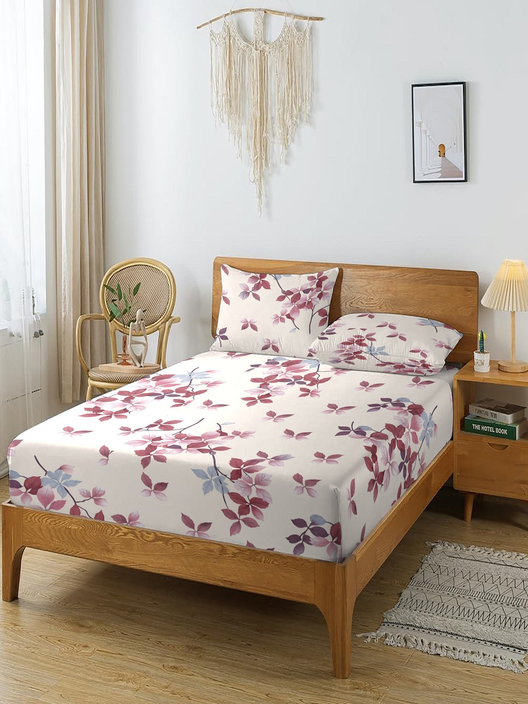 Quirky Home Coral Collection Double Bedsheet with 2 Pillow Cover - Cream