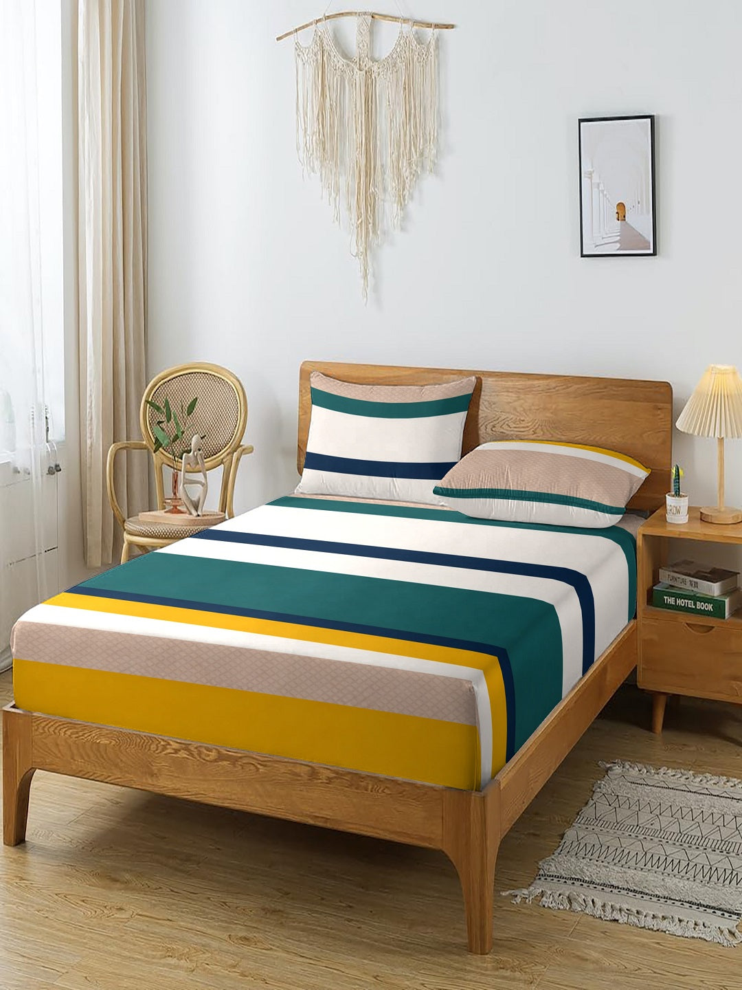 Quirky Home Coral Collection Double Bedsheet with 2 Pillow Cover - Multicolor