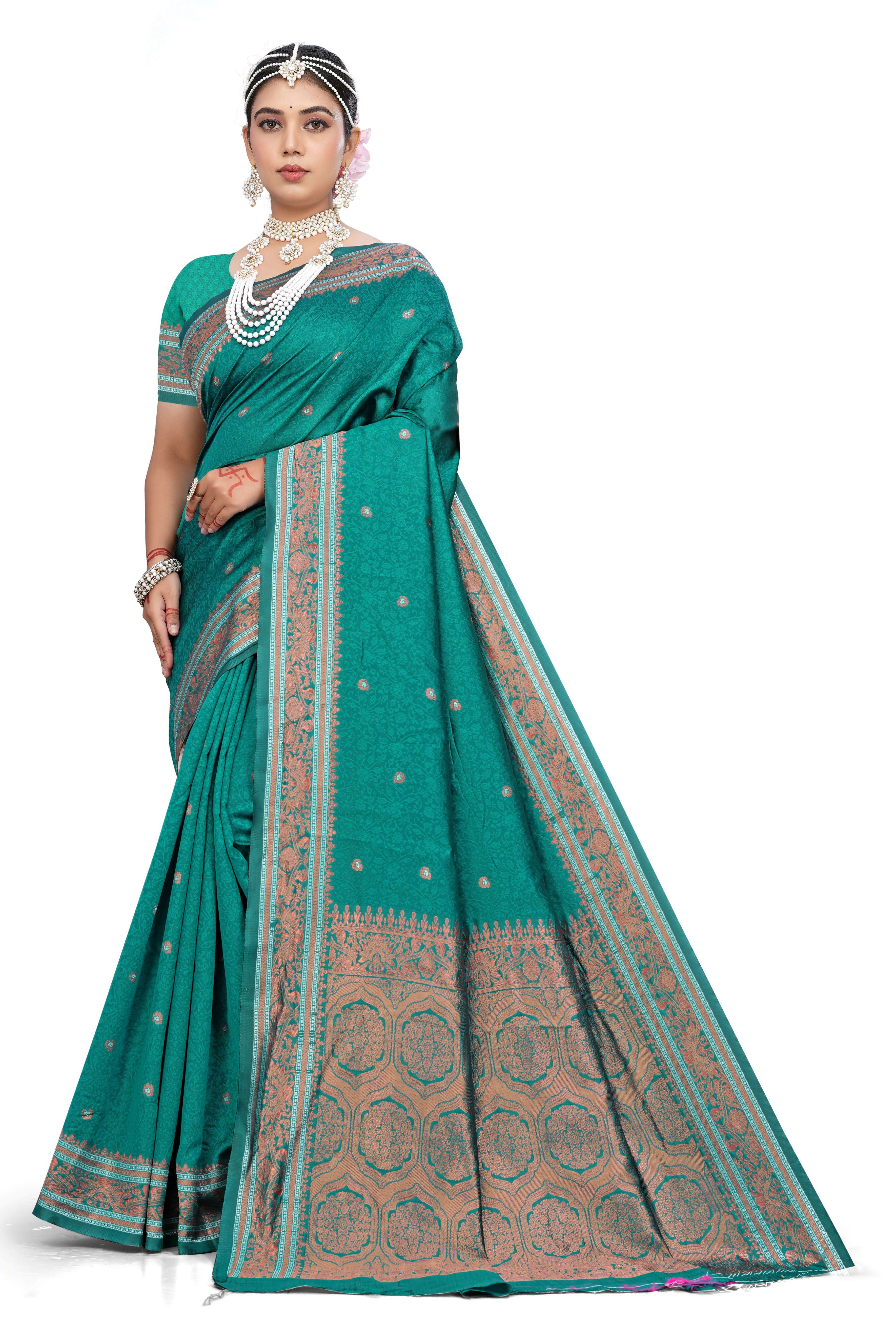 AXONIT Emerald Elegance Premium Jacquard Silk Saree with Antique Gold Zari Work