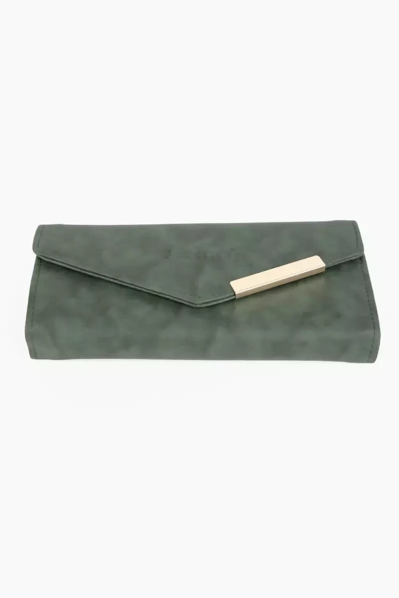 1716633142832__1716633142512__145A4922