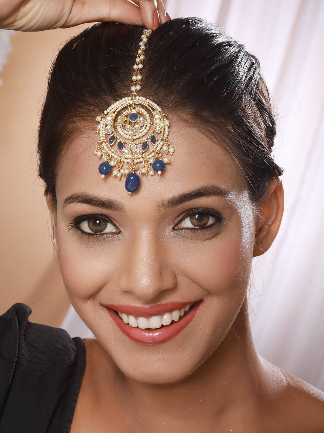 Gold-Plated Blue & White Kundan-Studded Pearls Beaded Maangtika