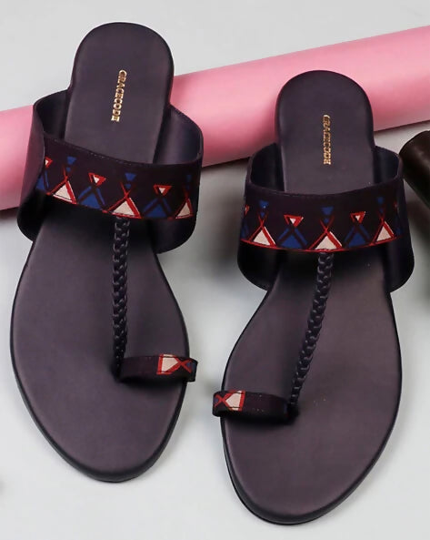 -473Wx593H-700552996-navy-MODEL