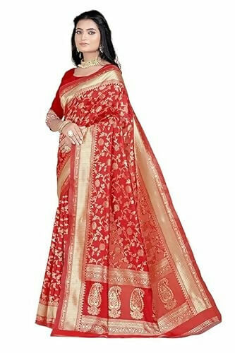 AXONIT Soft Silk Saree with Golden Zari Floral & Peacock Weaving