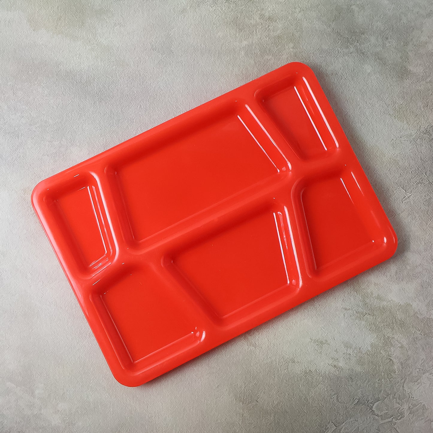 Plastic Multi-compartment Rectangular Meal Serving Tray Plate 38x27 Cm (1 Pc Red)