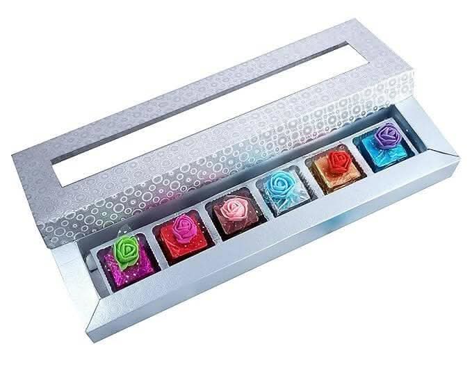 MANTOUSS Christmas Gift-Silver Designer Christmas Chocolate Box/Hamper+ Merry Cristmas Greeting Card+Santa Cap - HalfPe