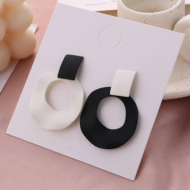 Pinapes geometric irregular circle earrings female ins style simple personality earrings - HalfPe