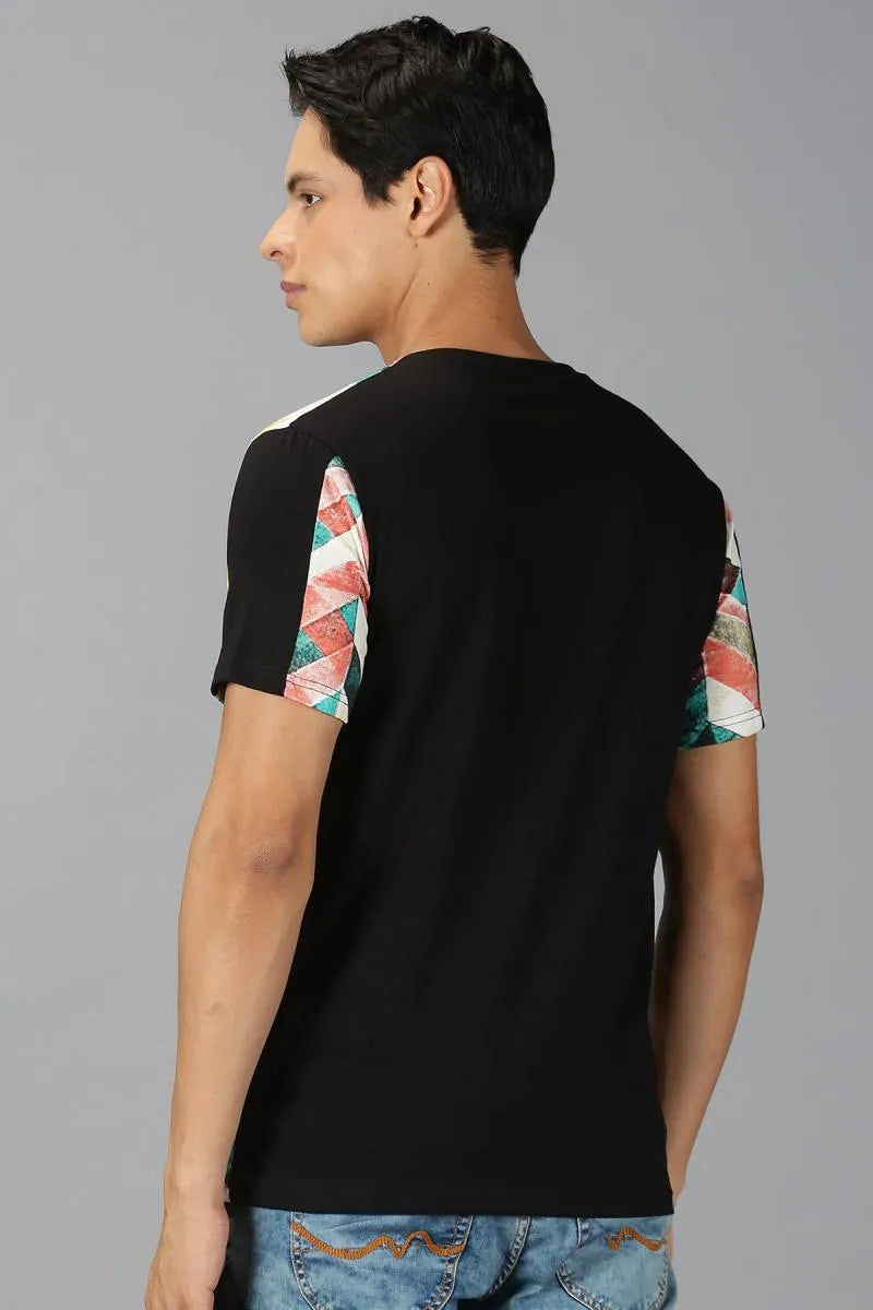 Men's Cotton Geometric Print T-shirt - Multicolor