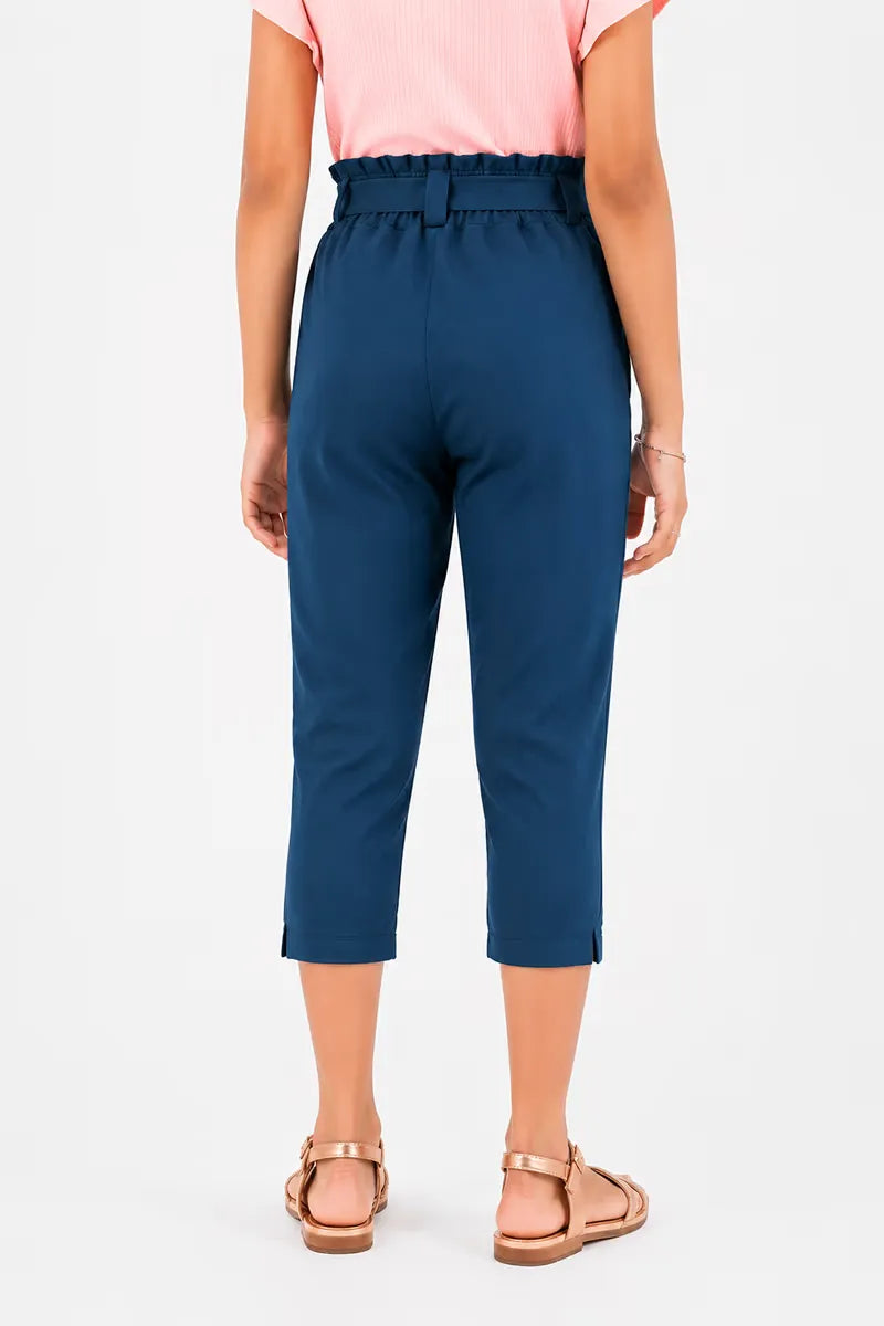 Girl's Cotton Lycra Blend Solid Capri - Teal - View 19
