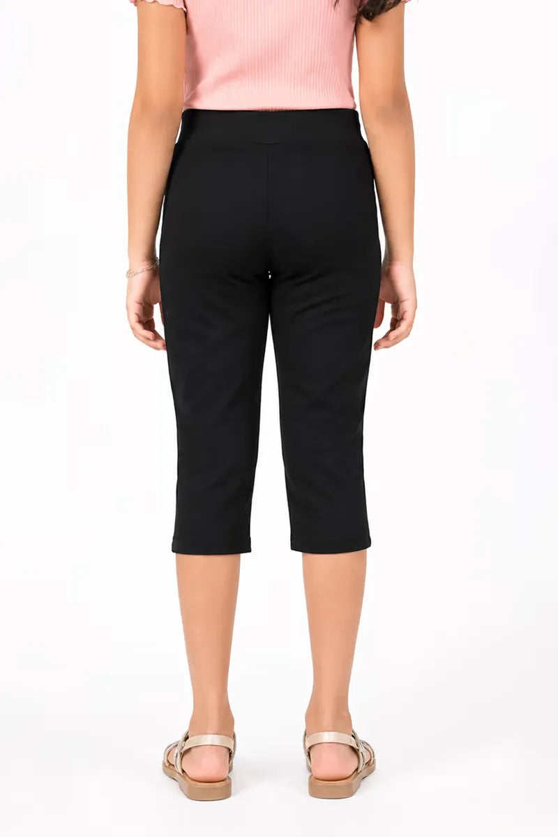 Girl's Lycra Solid Capri - Black - View 3