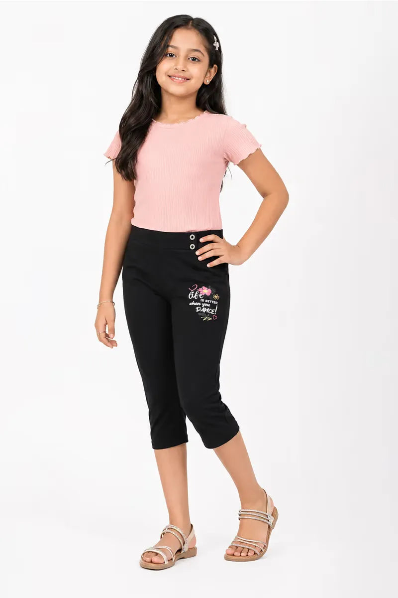 Girl's Lycra Solid Capri - Black - View 4