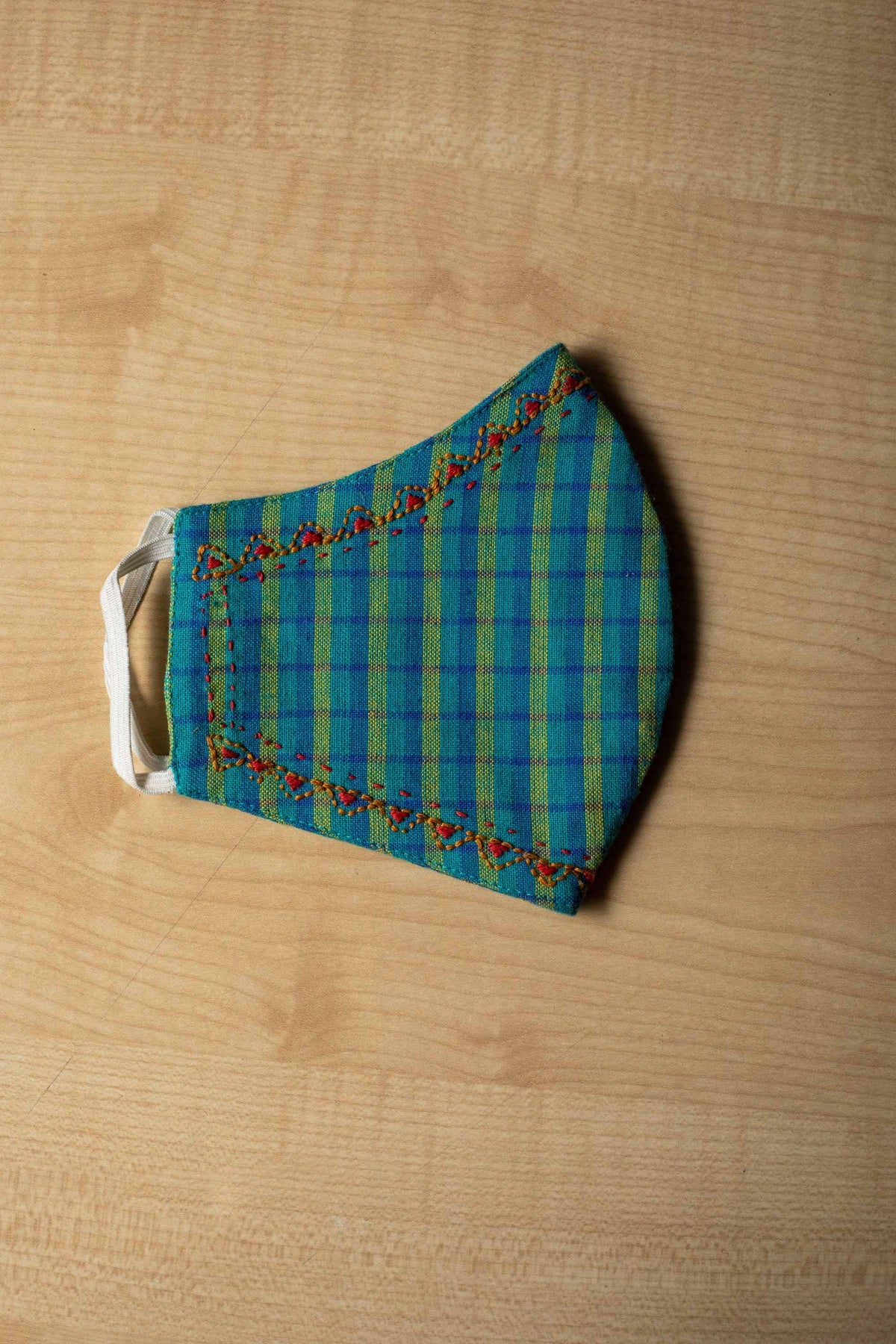 Traana Turquoise Mask