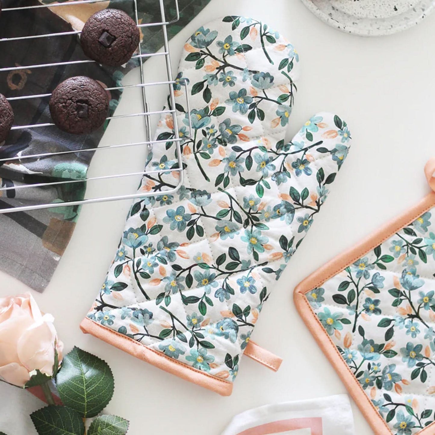 Professional Cotton Oven Mitt Gloves (1pc mix design)