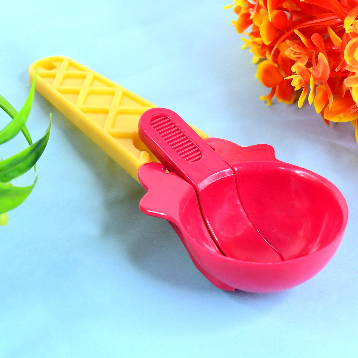 1-piece Plastic Ice Cream  Watermelon Scooper With Trigger Dipper HP DD