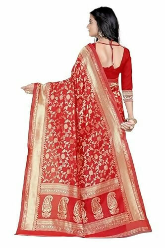 AXONIT Soft Silk Saree with Golden Zari Floral & Peacock Weaving