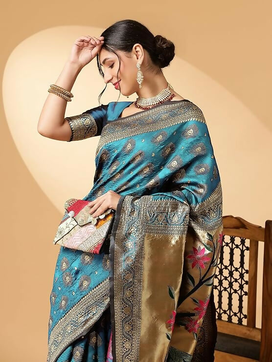 AXONIT Jacquard Silk Saree – Golden Zari Peacock Design, Festive Wear