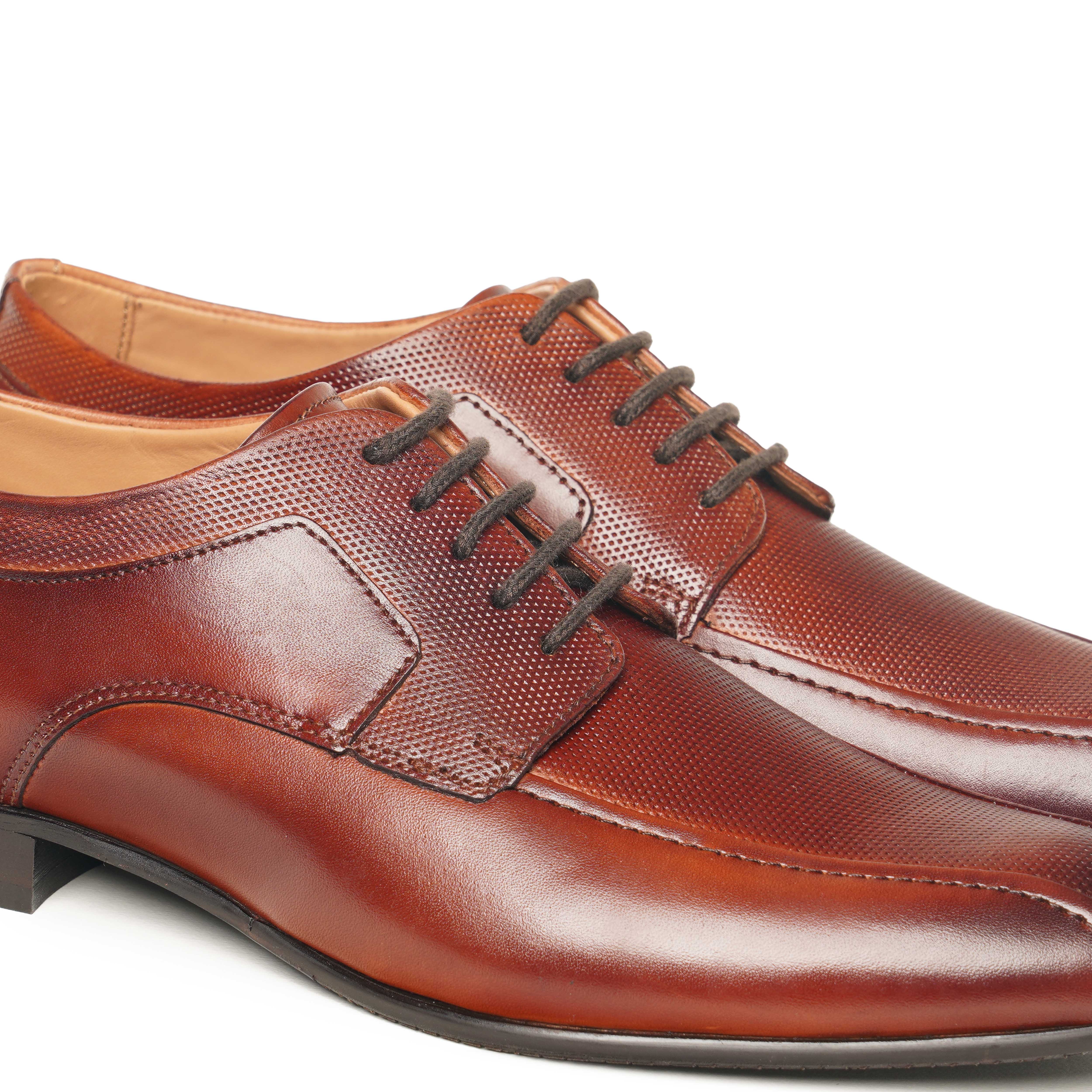 The Lando Ruosh Men Tan Bicycle-Cut Lace-Up