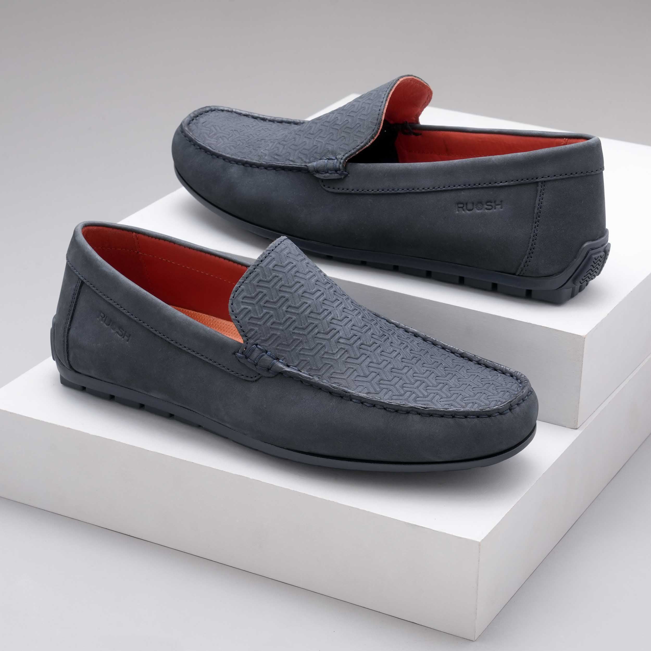 The Milan 2.0 Navy Men Casual Driver Ruosh