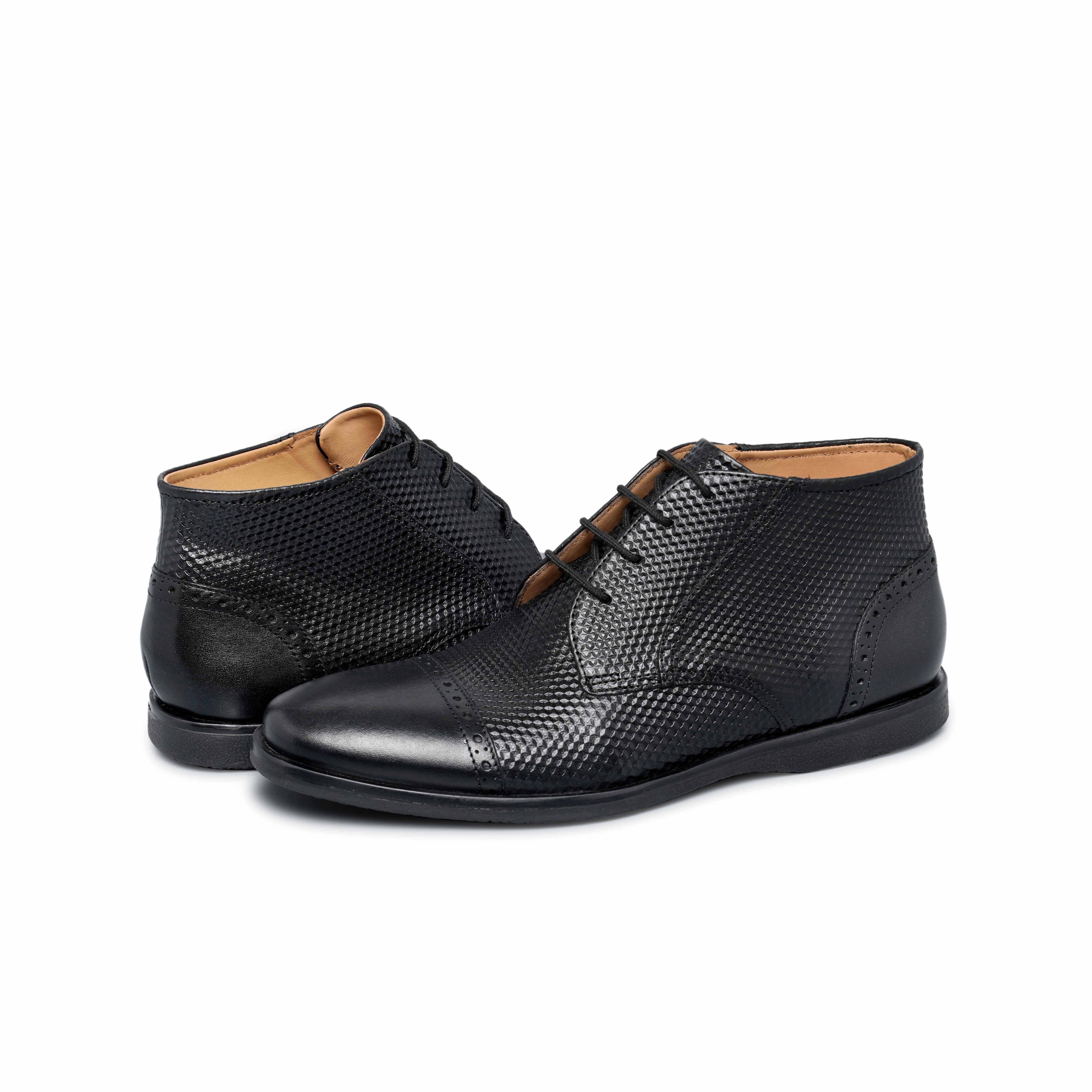 The Venice Ruosh Men Black Ankle Chukka Boot