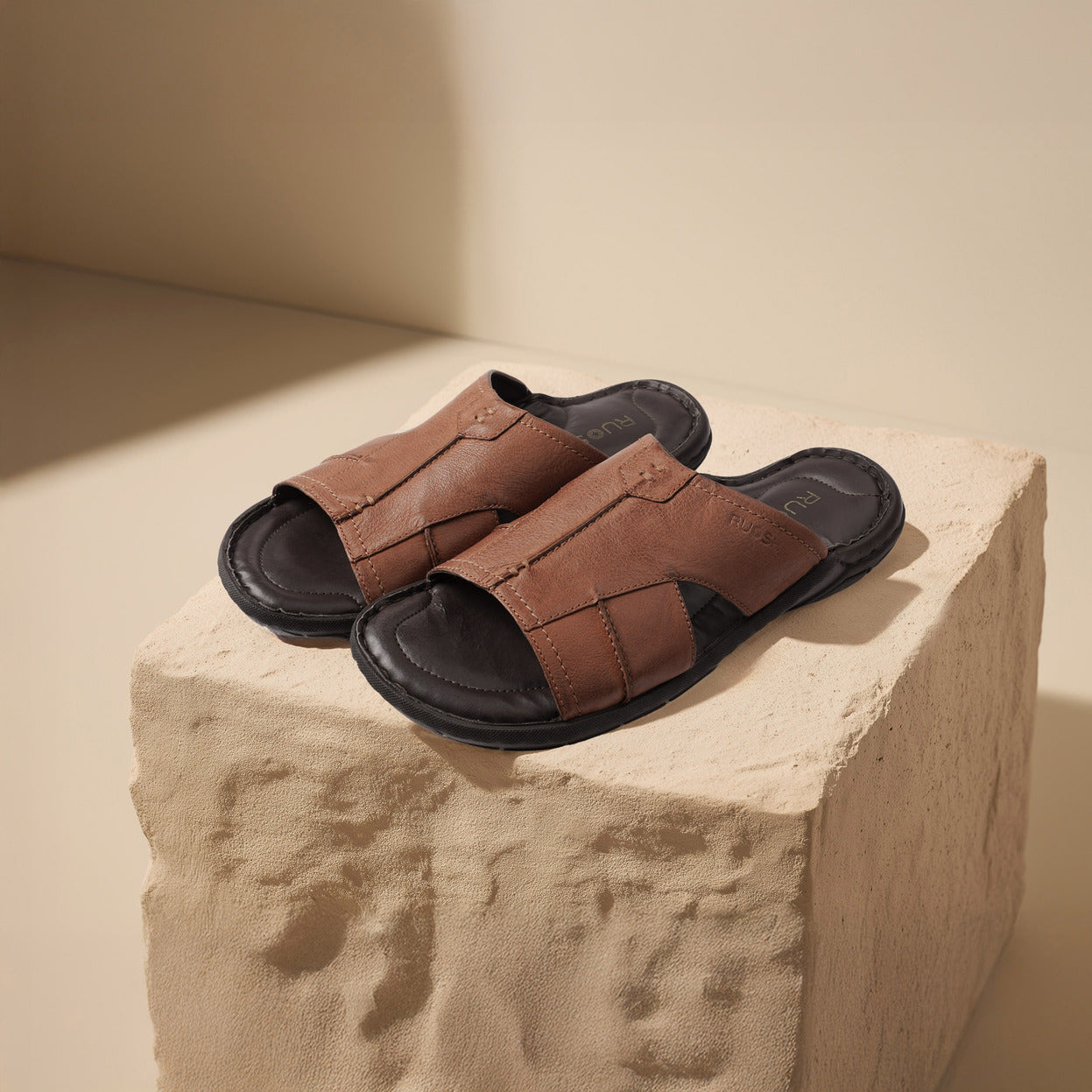 Appu Ruosh Men Brown Sandals