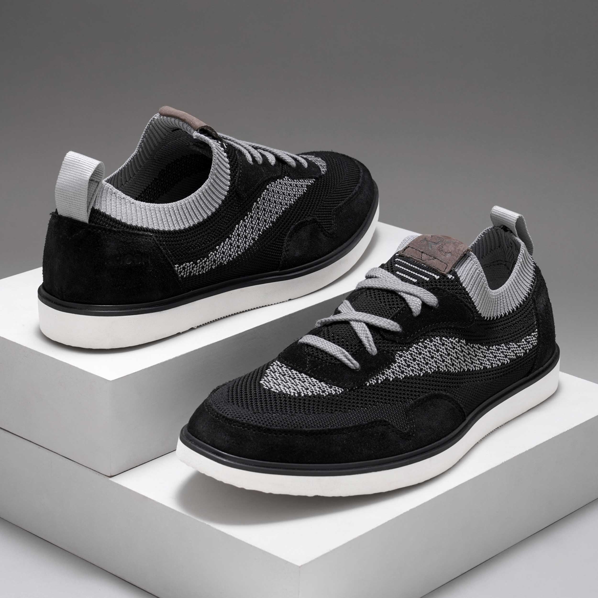 The Gladwin Ruosh Men Black Casual Sneaker