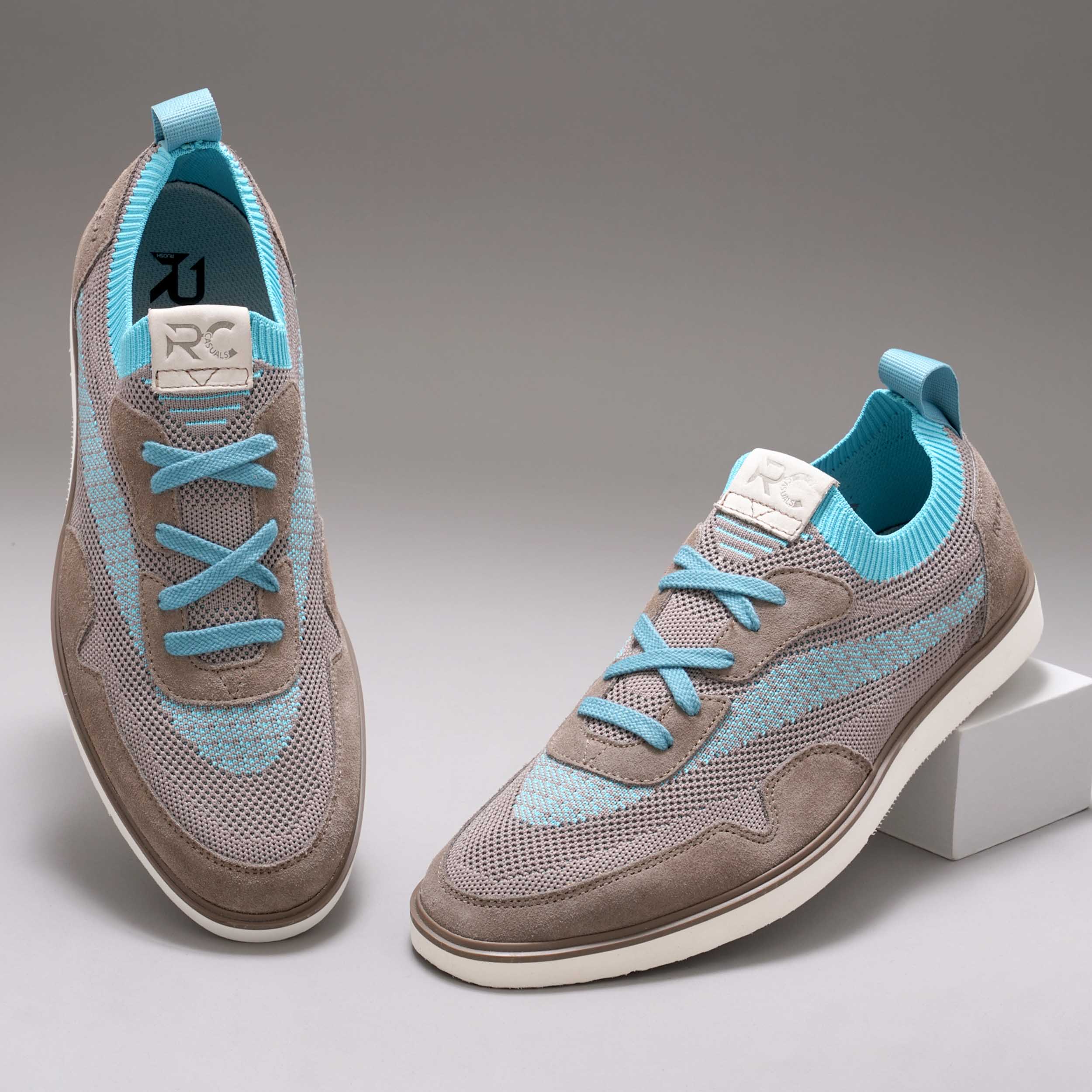 The Gladwin Ruosh Men Blue Casual Sneaker