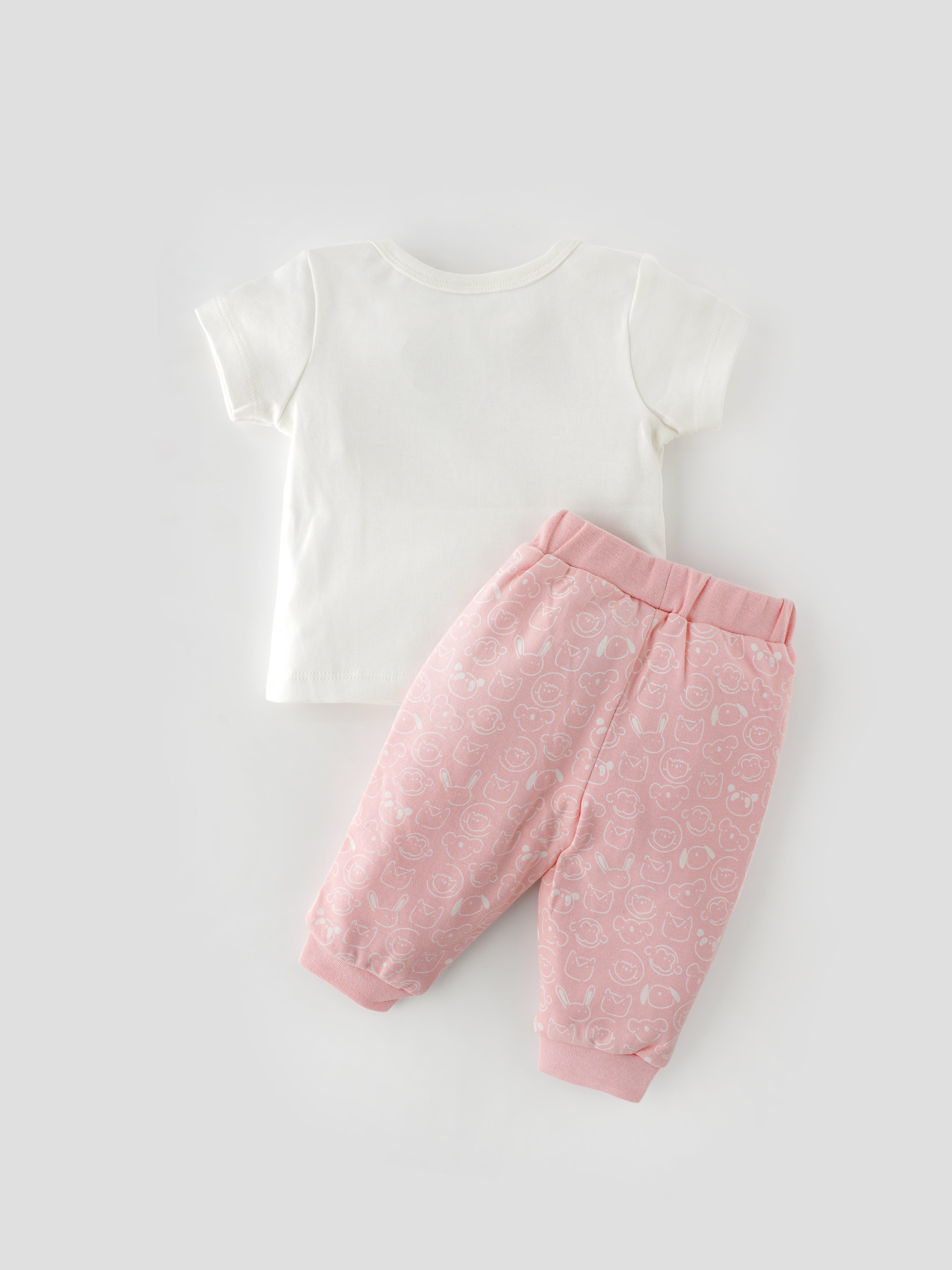 Trendy & Comfy Coordinated Set for Newborn Boys - Image 2