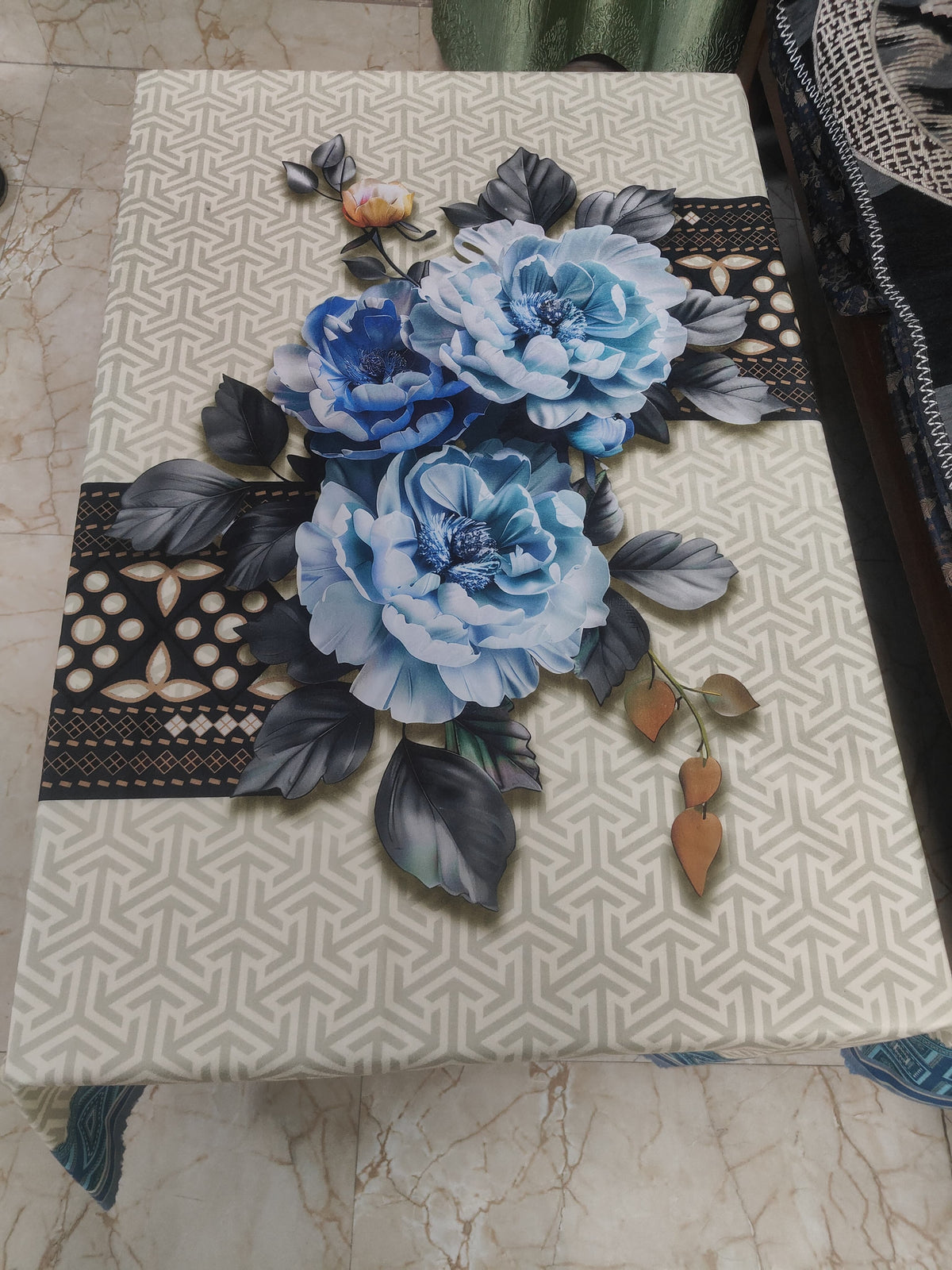 Blue Tulip printed cotton table cover in blue - image 3