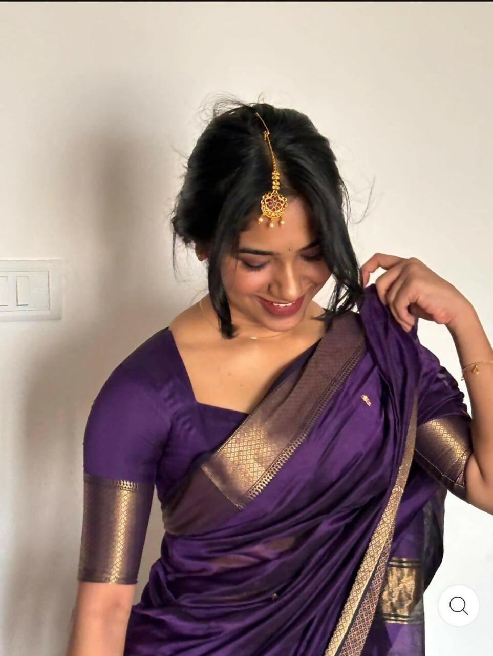AXONIT Traditional Violet Cotton Saree Crafted with Delicate Golden Zari Butti and Royal Border
