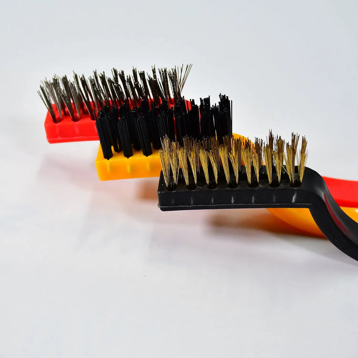 3pc  Mini Wire Brush Set Brass Nylon Stainless Steel Bristles Household Cleaning Brush For Gas Stove Smoke Machine Tool Burner Tiles Tap Rust Removal Welding Slag Dirt  Paint Scrubbing. HP DD