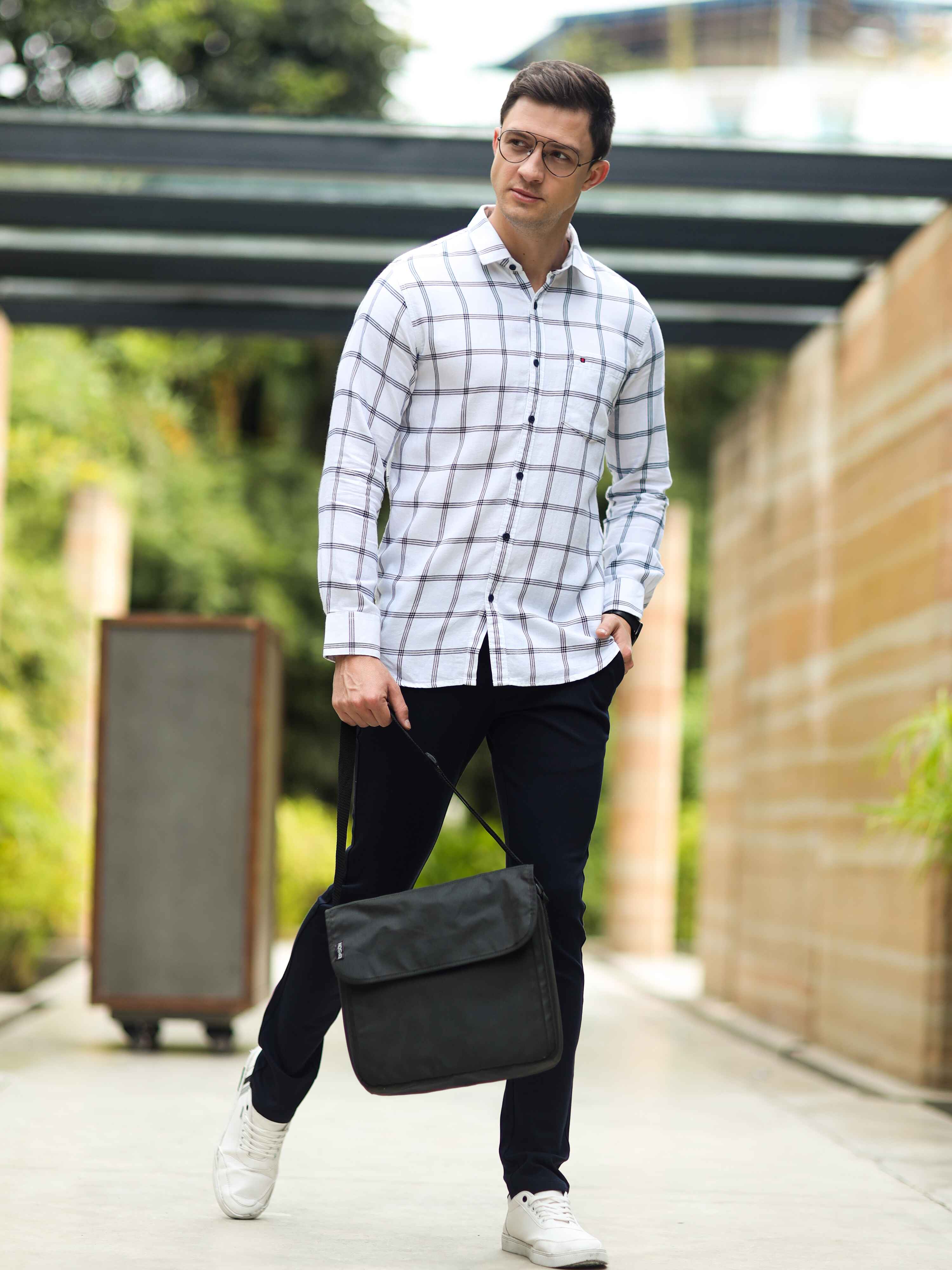 Men's White Slim Fit Checks Full Sleeves Casual Shirts