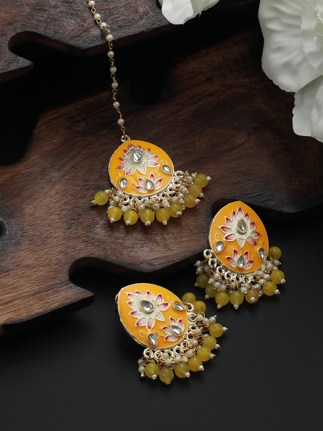 Gold-Plated Pink Meenakari Kundan-Studded & Beaded Yellow Maangtikka With Drop Earrings