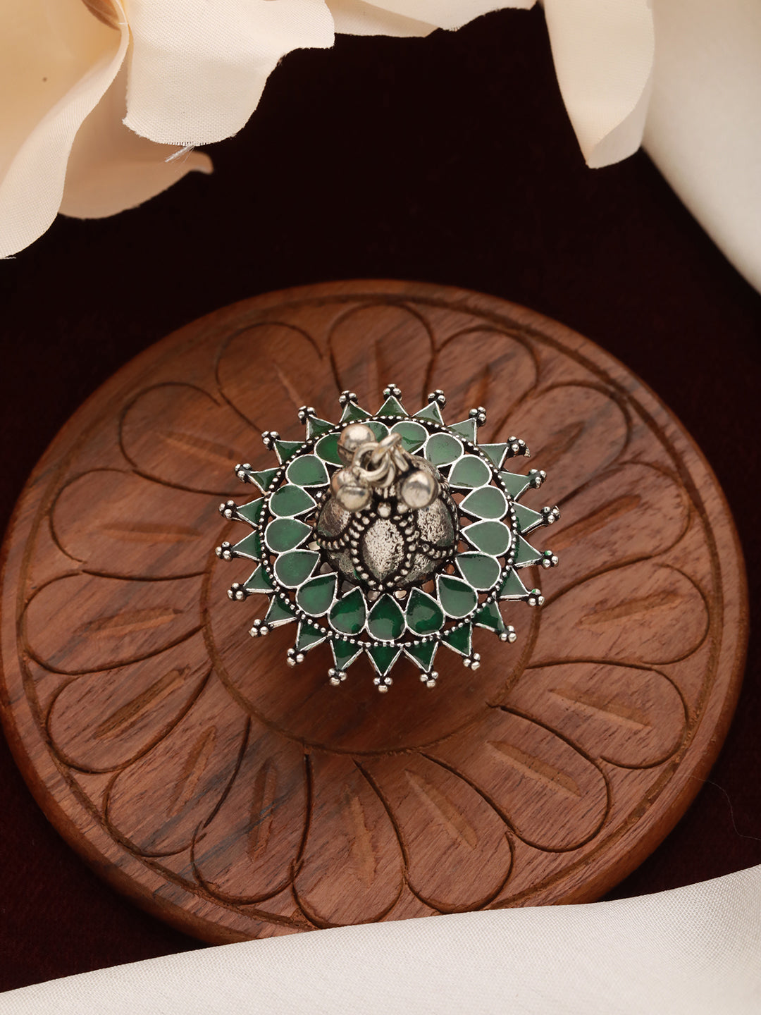 Silver-Plated Green Stone Studded& Ghungroo Finger Ring