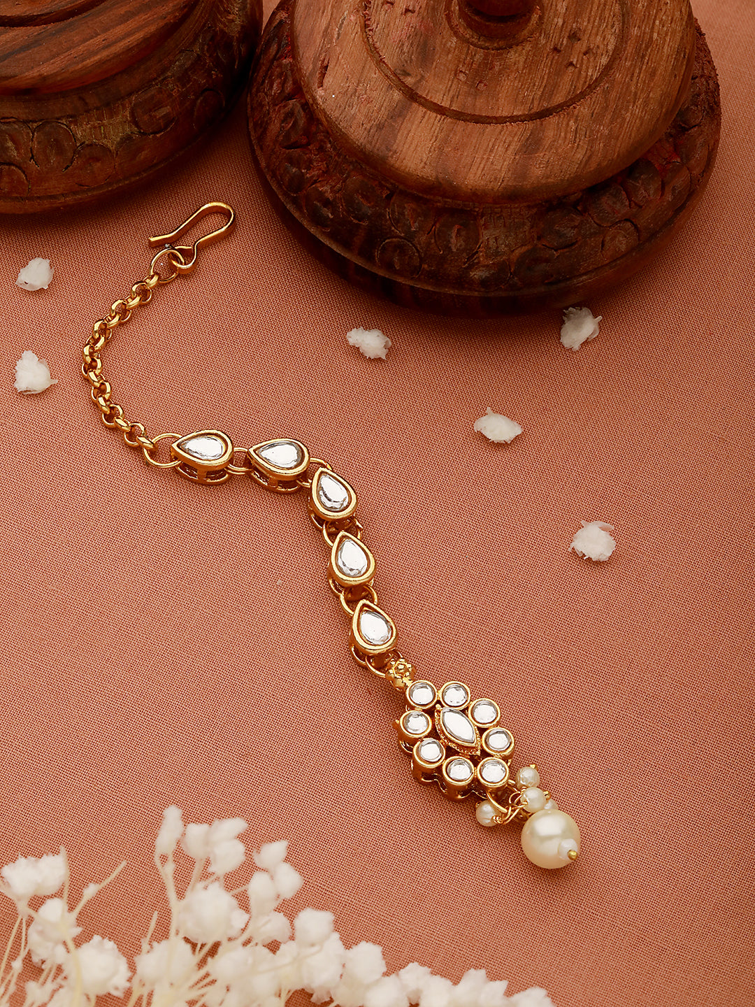 Gold-Plated White Kundan Studded & Beaded Maang Tikka