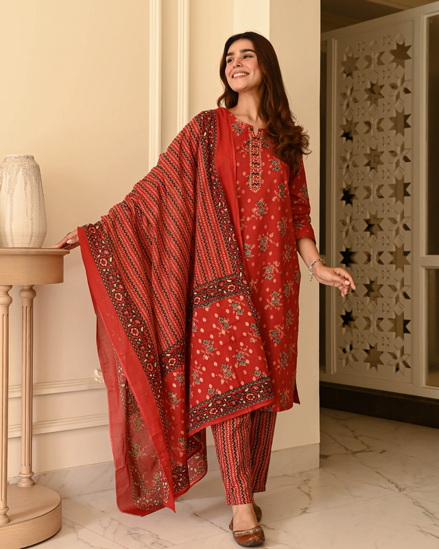 Red Floral Ethnic Suit with Striped Pants & Dupatta Varanga