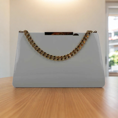 Chic on the Go: The Leather Sling Style