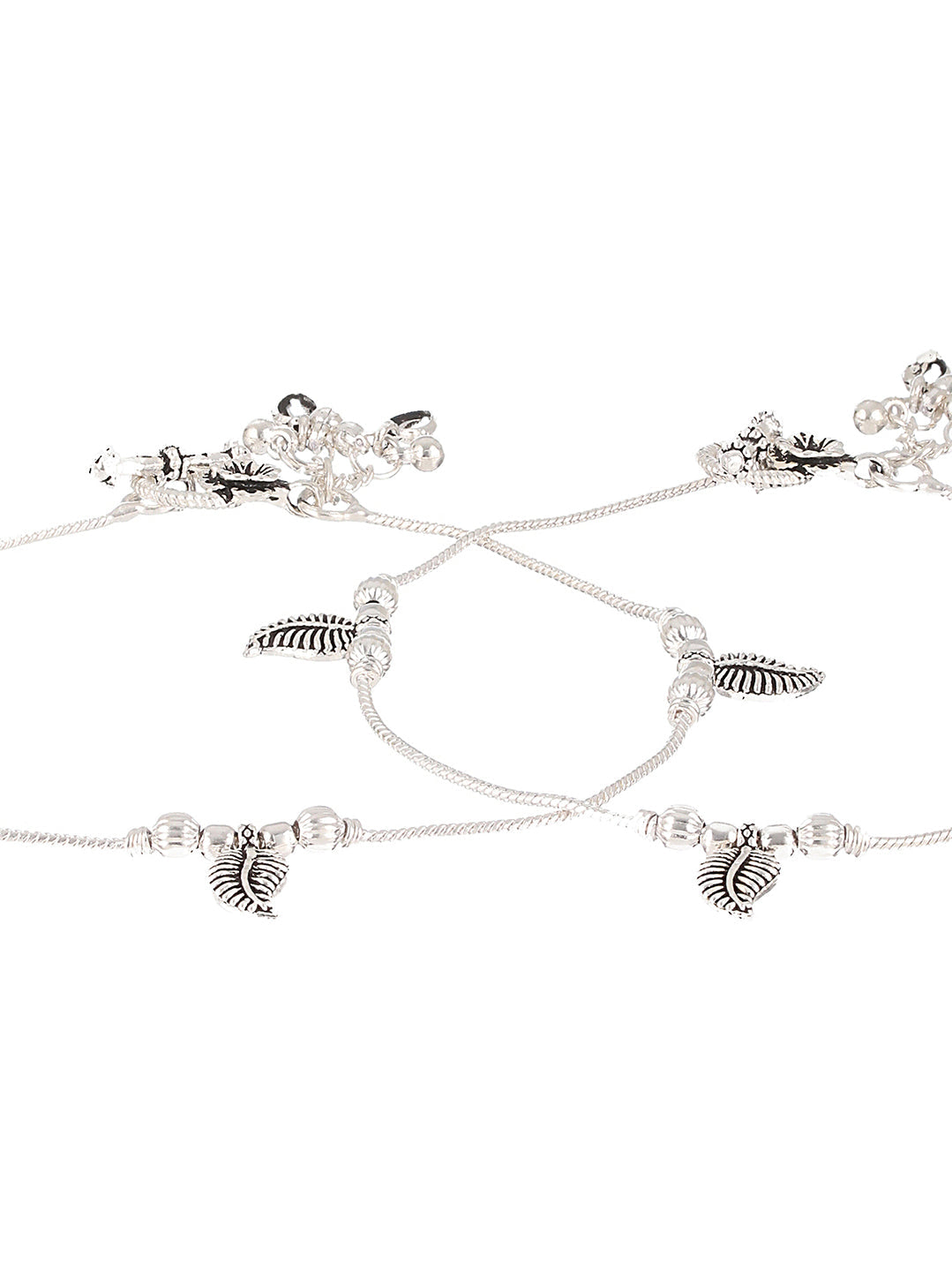 Set Of 2 Silver-Plated Leaf Shaped With Ghungroo Detail Anklets