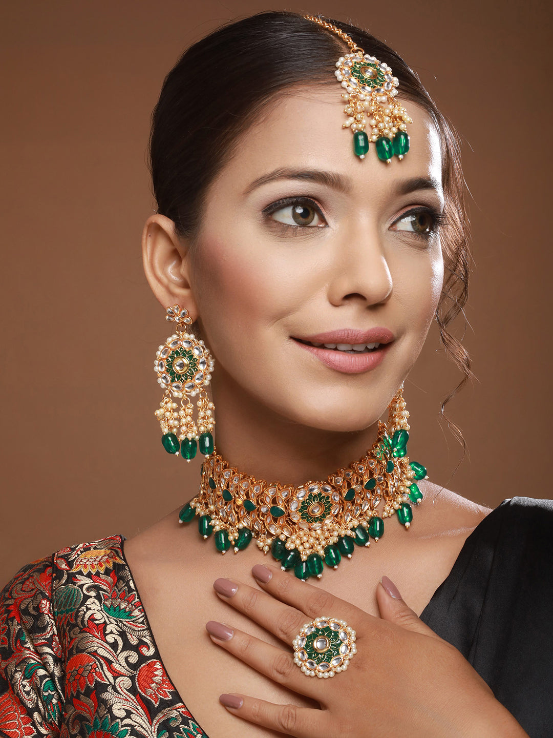 Gold-Plated Kundan Studded & Beaded Jewellery Set