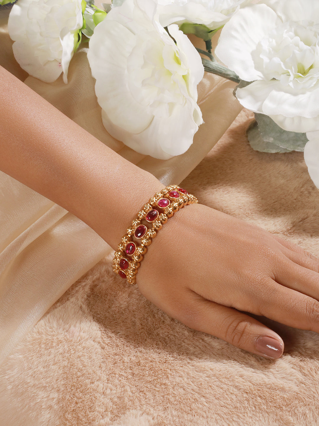 Gold-Toned & Pink Handcrafted Gold-Plated Bangle-Style Bracelet