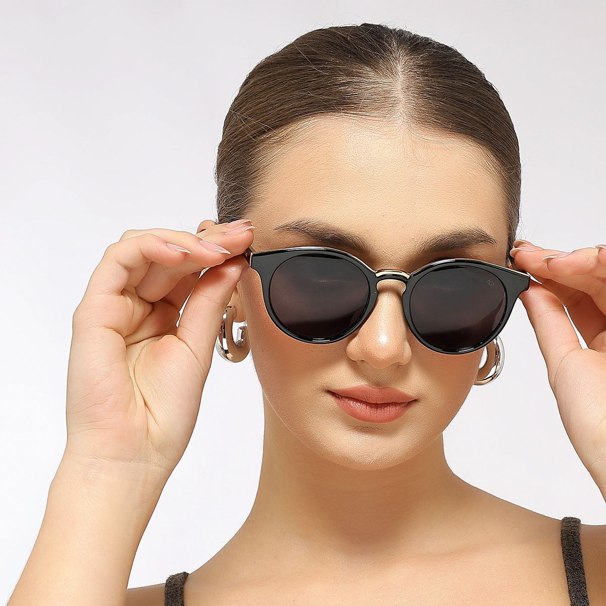 Eyejack Black & Golden Cateye Sunglasses for Men and Women - Style L885 - view 7