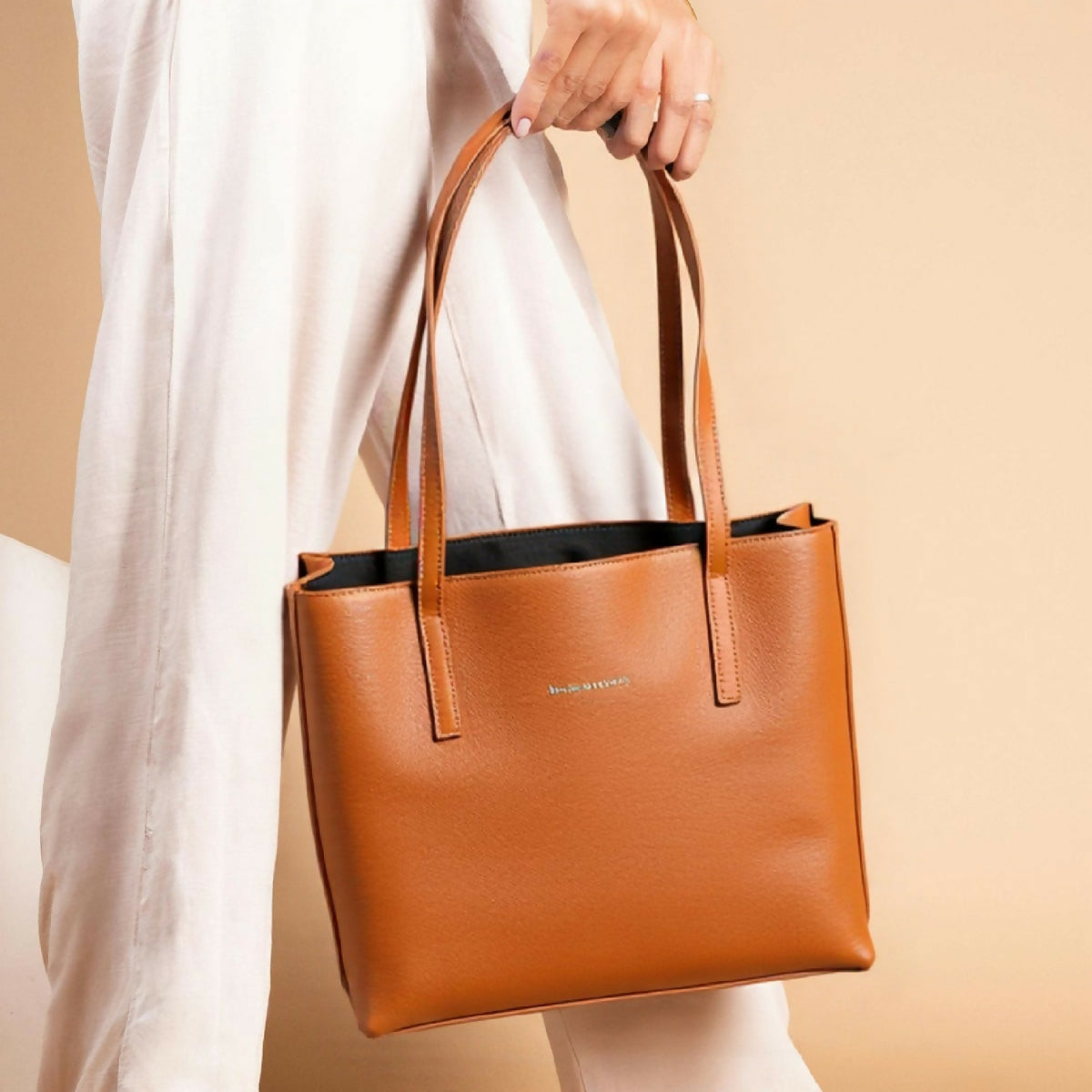 WhatsApp_Image_2025-03-19_at_15.32.33_aa82e104_1200x[1]