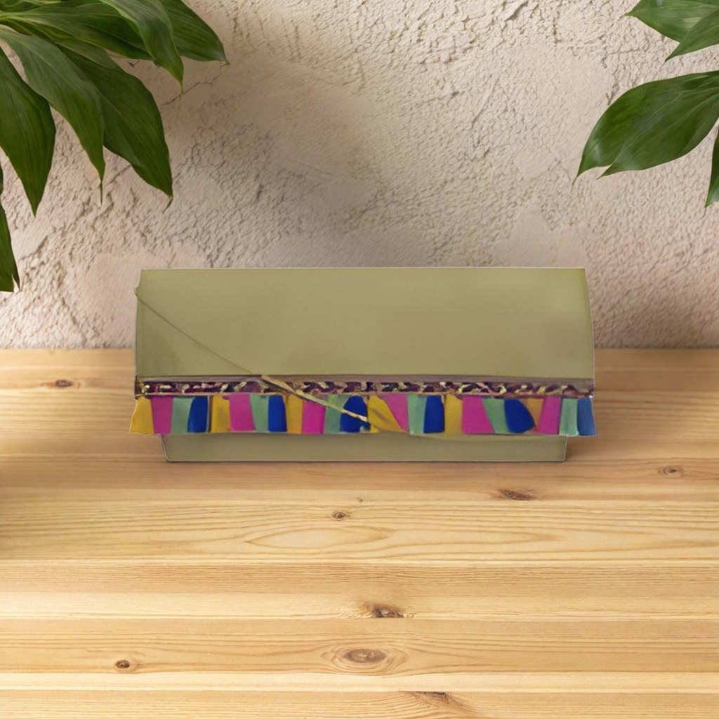 Stylish Brocade Clutch For Women