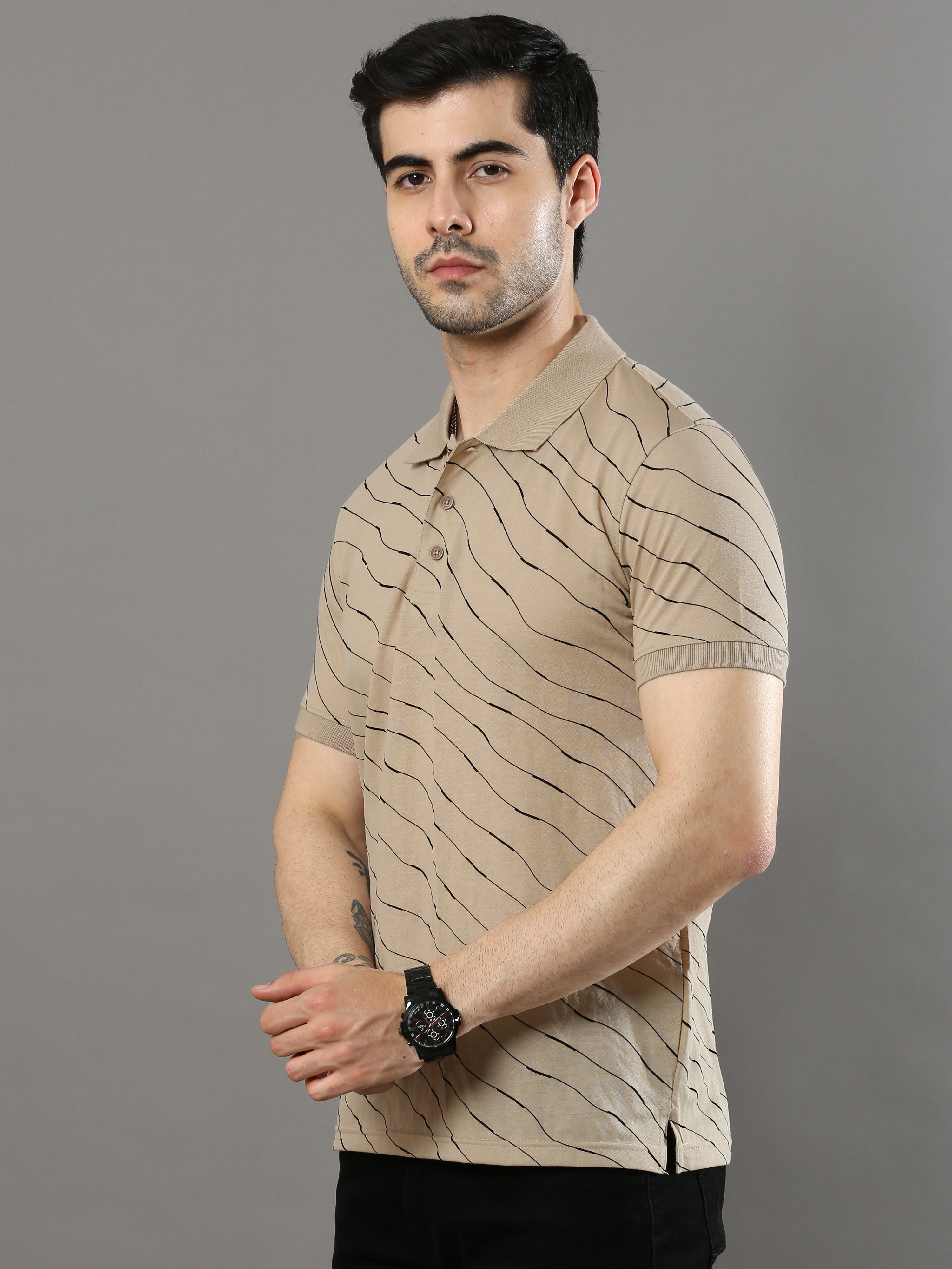 Men's Beige Regular Fit Printed Polo Neck Half Sleeves T-Shirt
